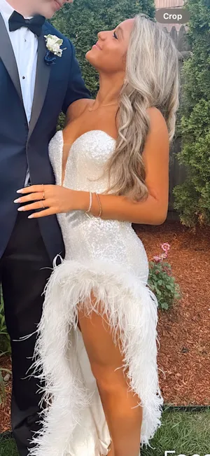 Jovani prom gown 7068 thumbnail 4