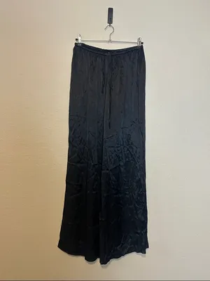 White fox Catching Up Wide Leg Pants Black‎ Size Medium NWT thumbnail 2