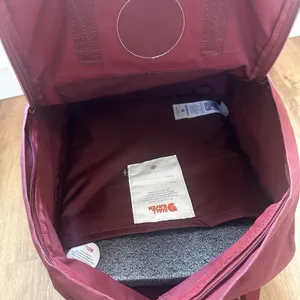 Fjallraven Kanken Backpack Bag In Ox‎ Red Unisex thumbnail 9