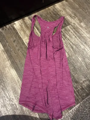 Lululemon tank top thumbnail 2