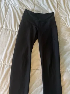 Old Navy Active Leggings thumbnail 1