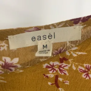Easel Floral Mustard Yellow Ruffle Blouse Size M thumbnail 2