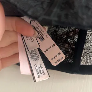 ✨Victoria's Secret Lightly-Lined Heritage Ribbon Slot Sz S-DD Bra✨ thumbnail 7
