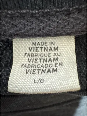 Levi's Classic Black Crewneck Sweatshirt - Size Large, Made thumbnail 4