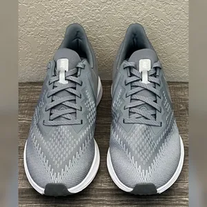 Nike Women’s Air Zoom Winflo 6 Cool Grey Color Shoes Size- 12 thumbnail 2