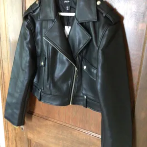 Nasty Gal Faux Leather Biker Jacket in Black sz 6 thumbnail 6