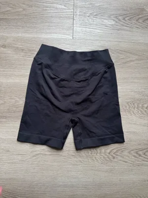 Gymshark Black Women's Seamless High-Waist Shorts thumbnail 2