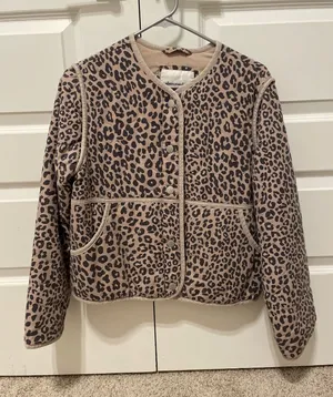 Abercrombie Kids Cheetah Print Jacket (kids 14-16 but fits like a Women's S) thumbnail 1