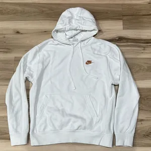 Nike White Gold Swoosh Pullover Hoodie Women’s Small thumbnail 1