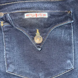 Hudson Women's Dark Blue Collin Mid-Rise Skinny Jean - Size 30 thumbnail 8