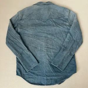 J.Crew Chambray Pearl Snap Button Denim Western Shirt Women’s Small thumbnail 3