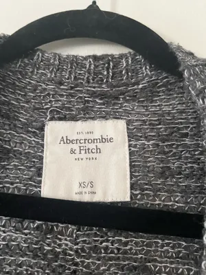 Abercrombie Preppy Gray Knit Button Up Cardigan XS Oversized Minimalist Capsule thumbnail 2