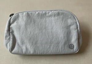 Lululemon Everywhere Belt Bag Ripstop - Silver Drop thumbnail 1