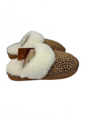 Beautiful NWTs Emu Women’s Shoes Size 5 thumbnail 5