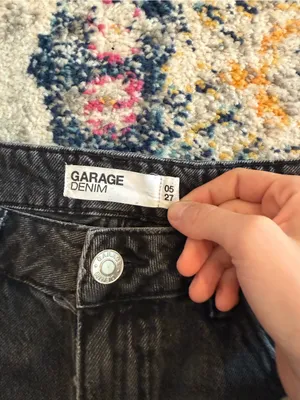 Garage Women's Black Straight Jeans thumbnail 4