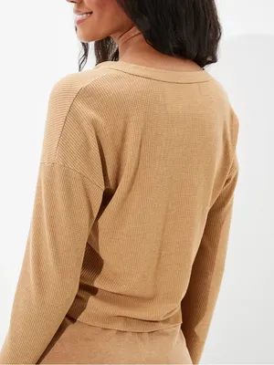 AMERICAN EAGLE Cropped Long-Sleeve Henley T-Shirt in brown thumbnail 2