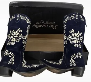 Women's Agave Sky Western Heeled Boots Navy White Embroidered Size 7 Boho Glam thumbnail 1