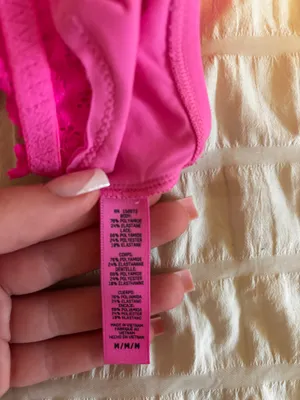 hot pink lacey bra Size M thumbnail 3