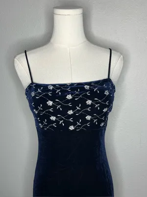 90s Vintage Roberta Navy Blue Velvet Silver Embroidered Evening Gown Whimsigoth thumbnail 4