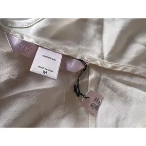 VINTAGE VICTORIAS SECRET SILKY SATIN NIGHTGOWN Lingerie MEDIUM NWT NEW #225 thumbnail 7
