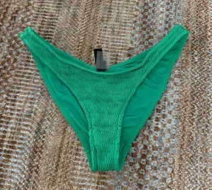 Triangl Bikini thumbnail 1