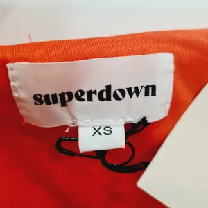 Superdown Elva Halter Tie Top in Poppy thumbnail 6