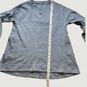 Athleta Purist Sweatshirt Heathered Grey Raglan Center Seam High Low Hem Small thumbnail 5