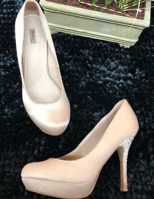 Olsenboye Champagne Satin shoes w/rhinestones on the heels. thumbnail 1