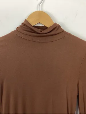 Aritzia Sunday Best Freshman Cropped Turtleneck Size Small thumbnail 2