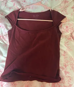 Brandy Melville red top thumbnail 1