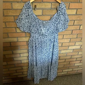NWT Fraiche by J Floral Dot Puff Sleeve Tiered Midi Dress Blue & White Size L thumbnail 2