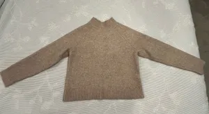 Banana Republic Sweater thumbnail 1
