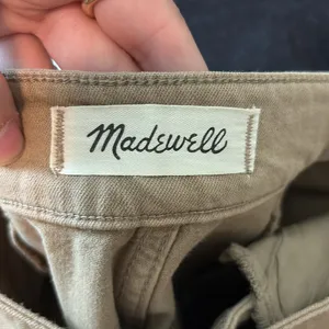 Madewell Curvy Emmett Wide-Leg Crop Pant: Welt Pocket Edition Drill Khaki thumbnail 4