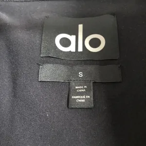 Alo Yoga Sherpa Main Act Corset Puffer Black S thumbnail 8