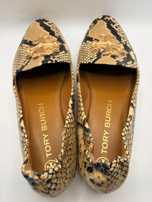 Tory Burch Eleanor Women’s 9M Snake Print Leather Loafers Gold Logo Quiet Luxury thumbnail 6