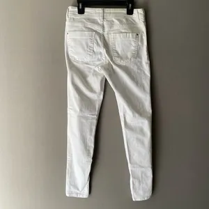Zara‎ sz 4 white distressed boho jeans thumbnail 4