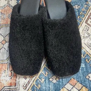 Zby Black Slip On Teddy Textured Clogs Size 8.5 Retro Fall thumbnail 3