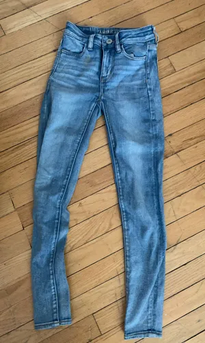 American Eagle Light Washed Jeans thumbnail 1