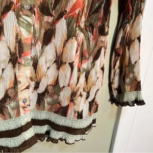 Nicola‎ Women's Size Large Pleated Plisse Blouse Brown Pink Abstract Floral thumbnail 4