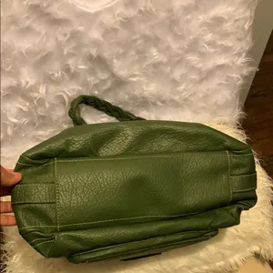 Strada Olive Green Shoulder Bag thumbnail 4