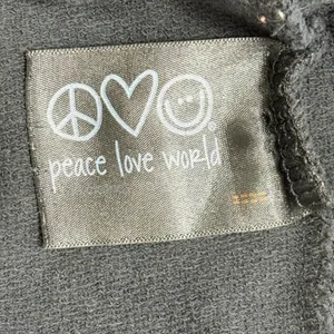 Peace Love World Graphic Sweatshirt M Black Cropped Good Things Come‎ Minimalist thumbnail 5