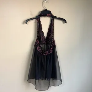 Victoria's secret small halter top‎ thumbnail 3