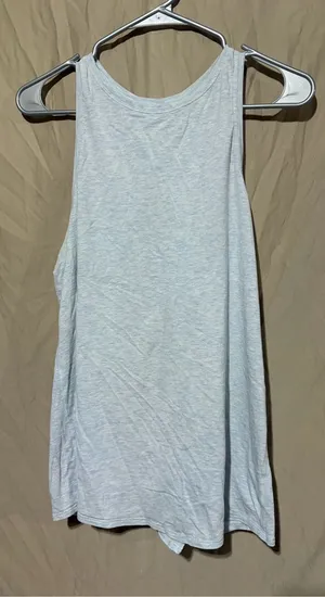 Lululemon tank top thumbnail 1