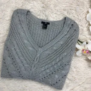 H&M Cable Knit Gray Lightweight Sweater Size Small thumbnail 1