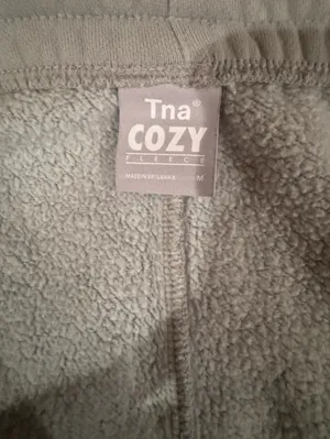 TNA Cozy Fleece Shorts Gray Size M EUC thumbnail 3