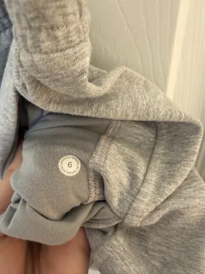 Lululemon Shorts thumbnail 2