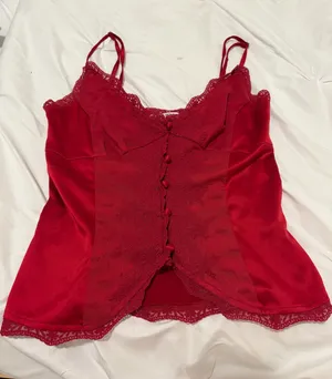 Princess Polly red top thumbnail 1