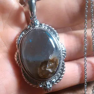 Madagascar Fire Labradorite Feather Stainless Steel Pendant Necklace thumbnail 7