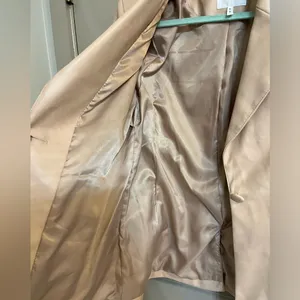 NWT Women's Faux-Leather Fitted Blazer Size M thumbnail 10