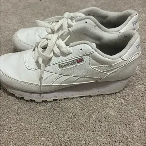 Reebok Shoes White thumbnail 2